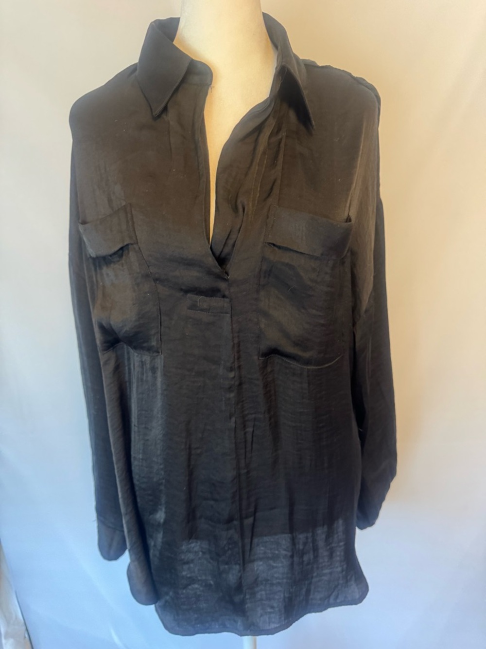 Free People XS black V-neck blouse
